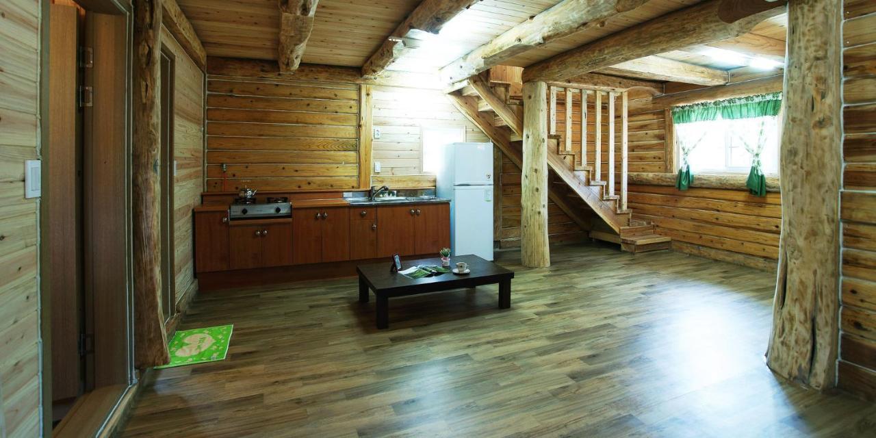 Jeju Joa Log Pension Seogwipo Exterior photo
